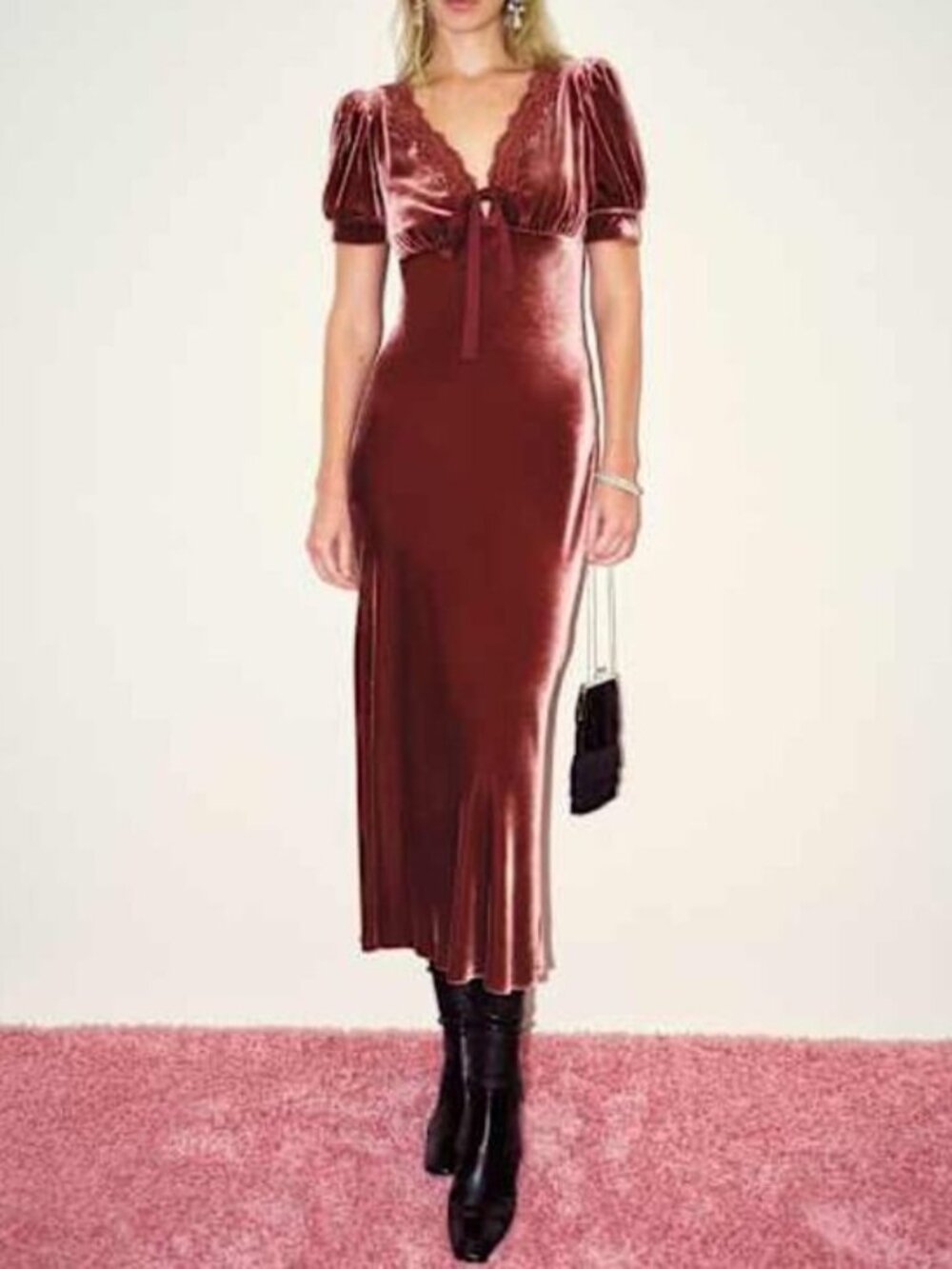 NWT Reformation Camille Velvet Dress